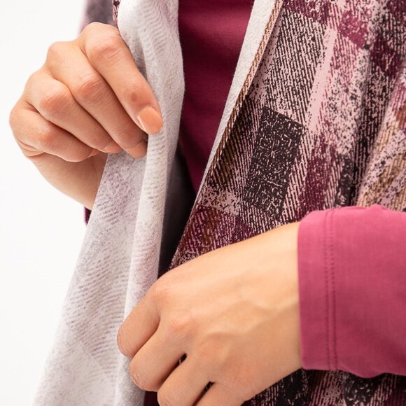 MYSTREE Burgundy Plaid Kimono Cardigan, Open Front Lightweight Layering Wrap - Picture 6 of 7